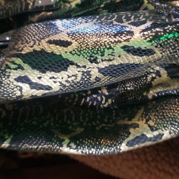 apc Black & Gold Snakeskin Print Bag EUC - Picture 12 of 15